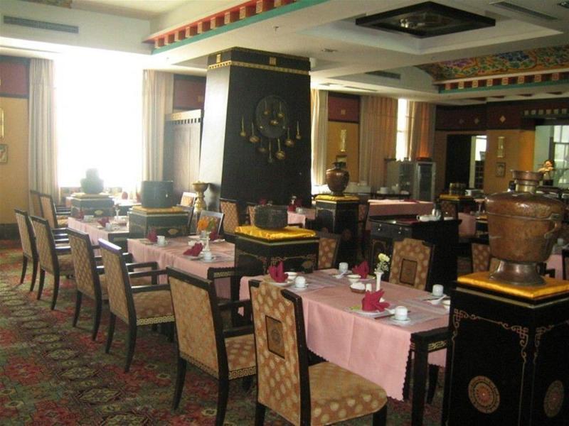 Brahmaputra Grand Hotel Lhasa Restaurang bild